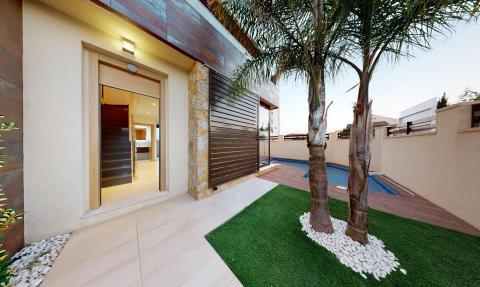 Modern villas in Lo Pagan near the beach, all inclusive!