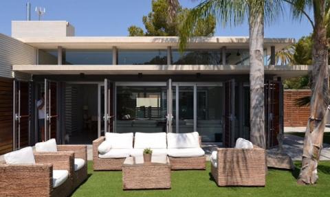 Exclusieve luxe villa met 4 slaapkamers aan zee in Campoamor