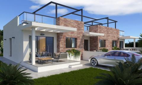 Semi-detached villa near the beach in Mil Palmeras