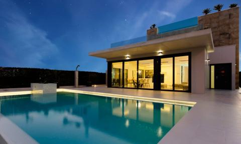 Villa de 4 dormitorios a 300 metros de la playa